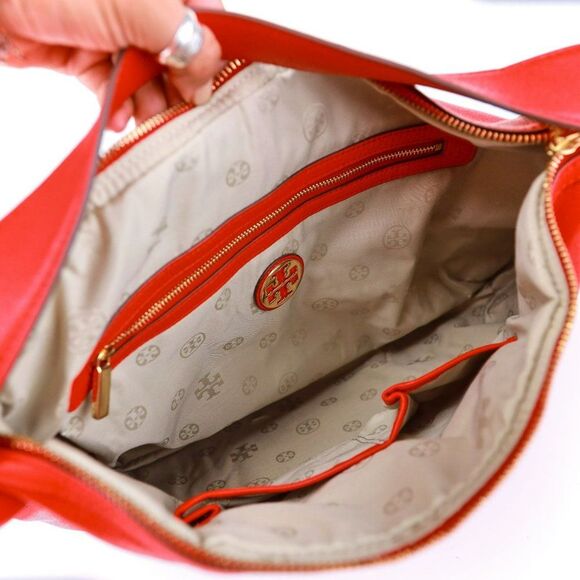 NWT Tory Burch Amanda Shoulder Hobo Bag Lobster - Picture 12 of 16